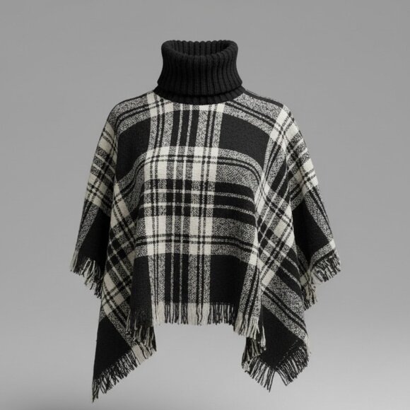 Black & White Ultra Soft Knit Poncho by Steve Madden / Size: OSFM - Picture 2 of 4
